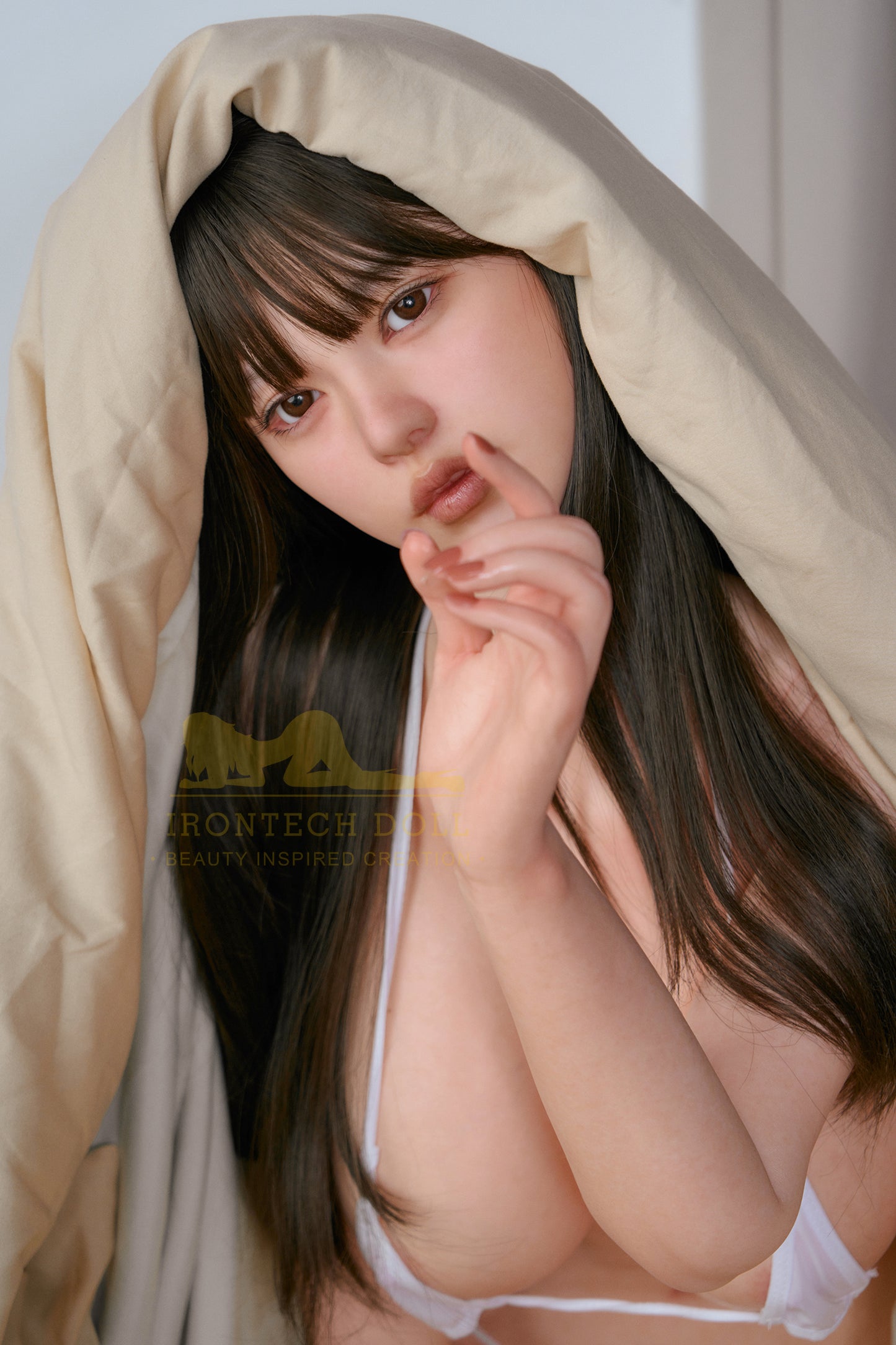 Irontech 娃娃 – Liisi - 158 公分/5 英尺2 D 杯矽膠性玩偶