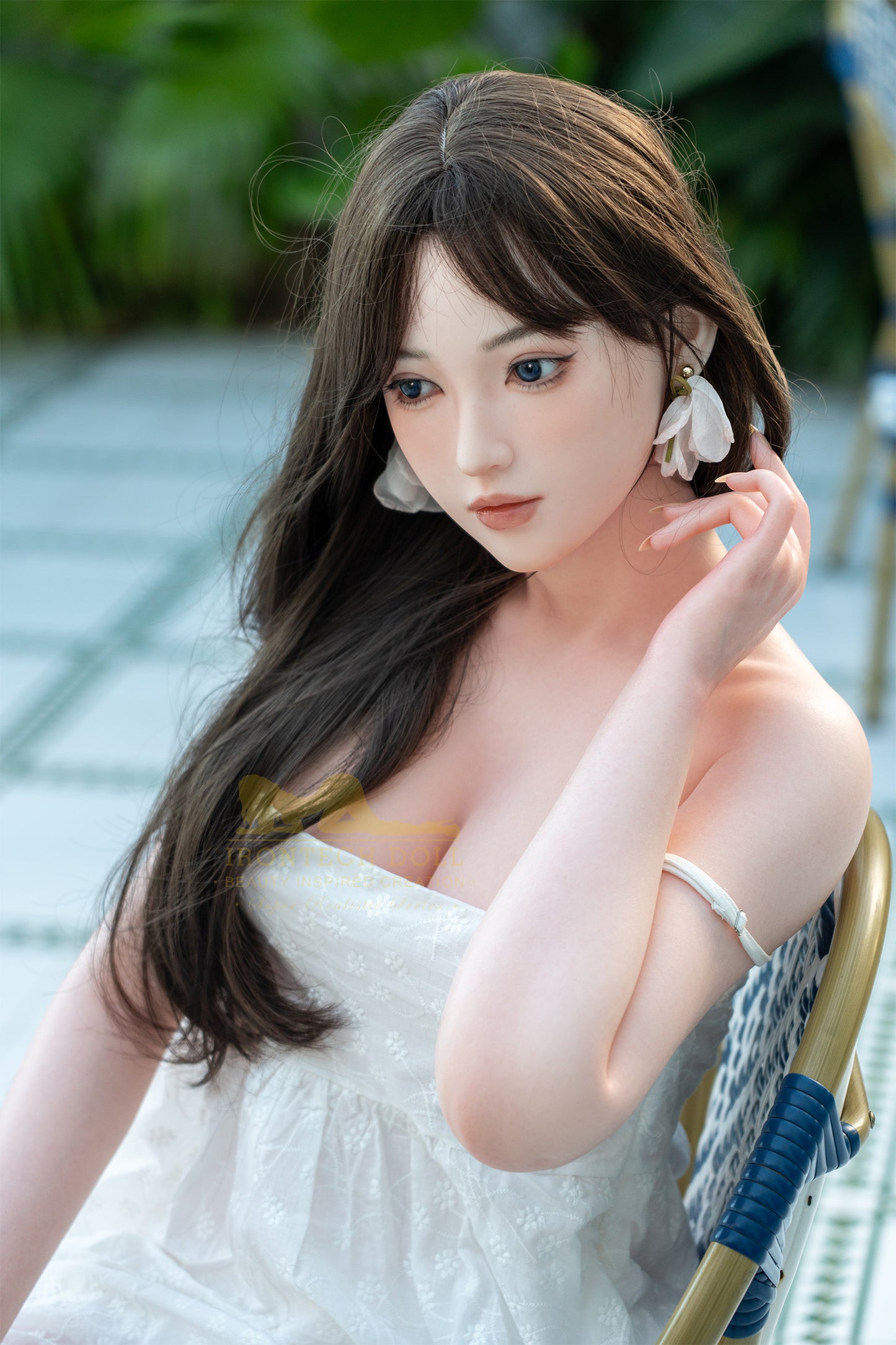 Irontech – Trista Milne - 166 公分/5 英尺 5 D 杯矽膠性玩偶