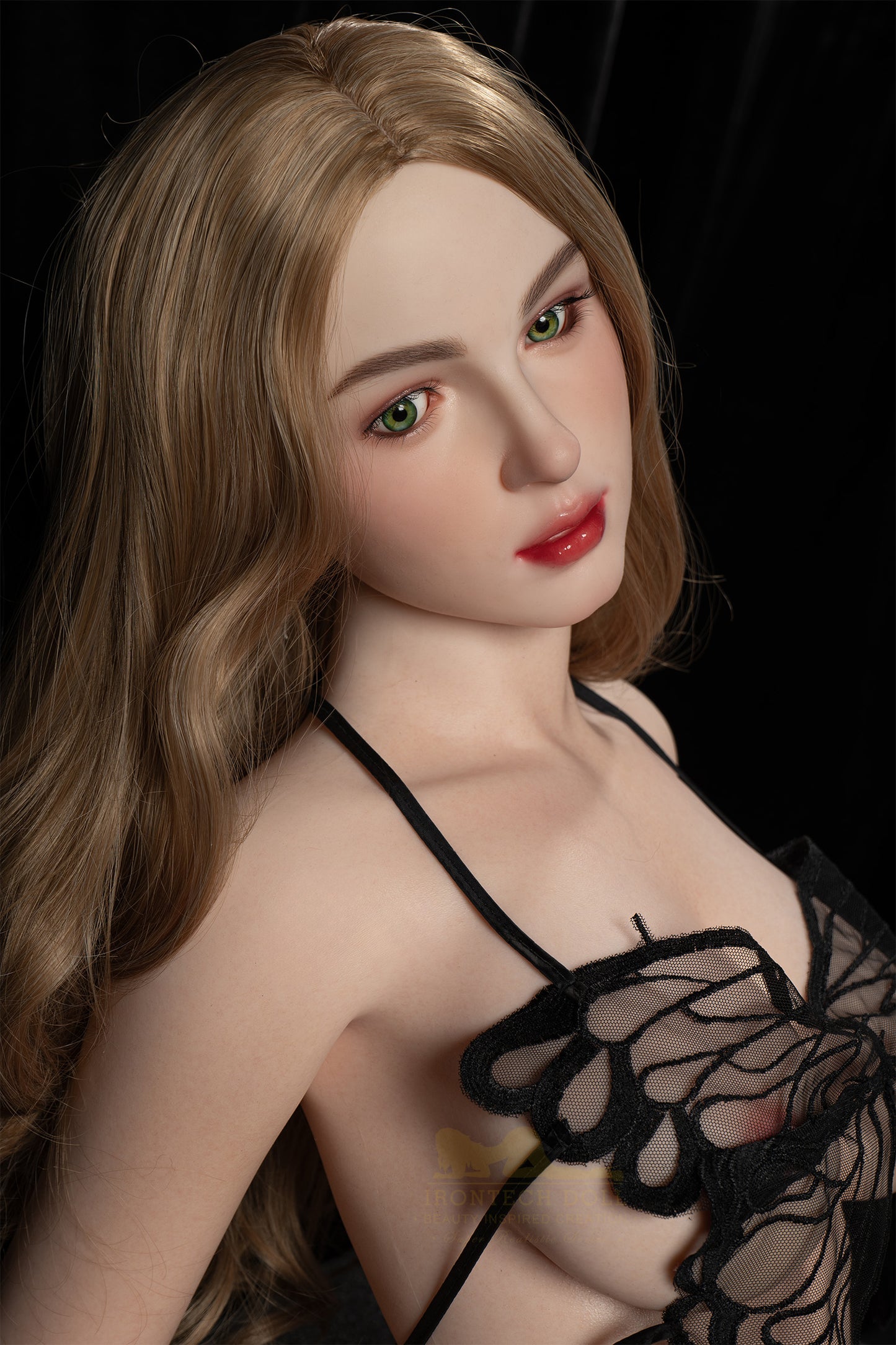 Irontech – Trista Milne - 166 公分/5 英尺 5 D 杯矽膠性玩偶