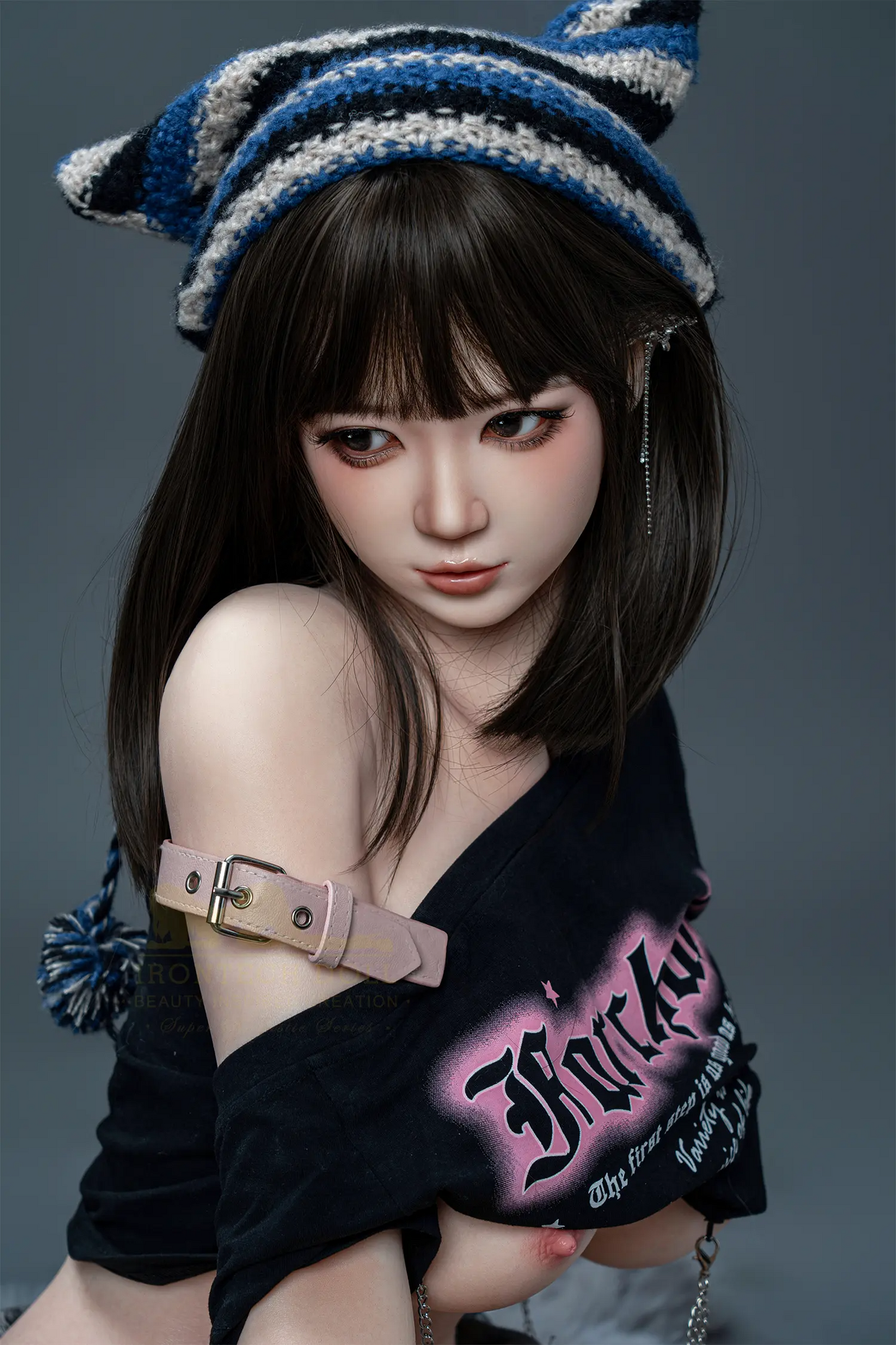 Irontech 娃娃 – Liisi - 158 公分/5 英尺2 D 杯矽膠性玩偶