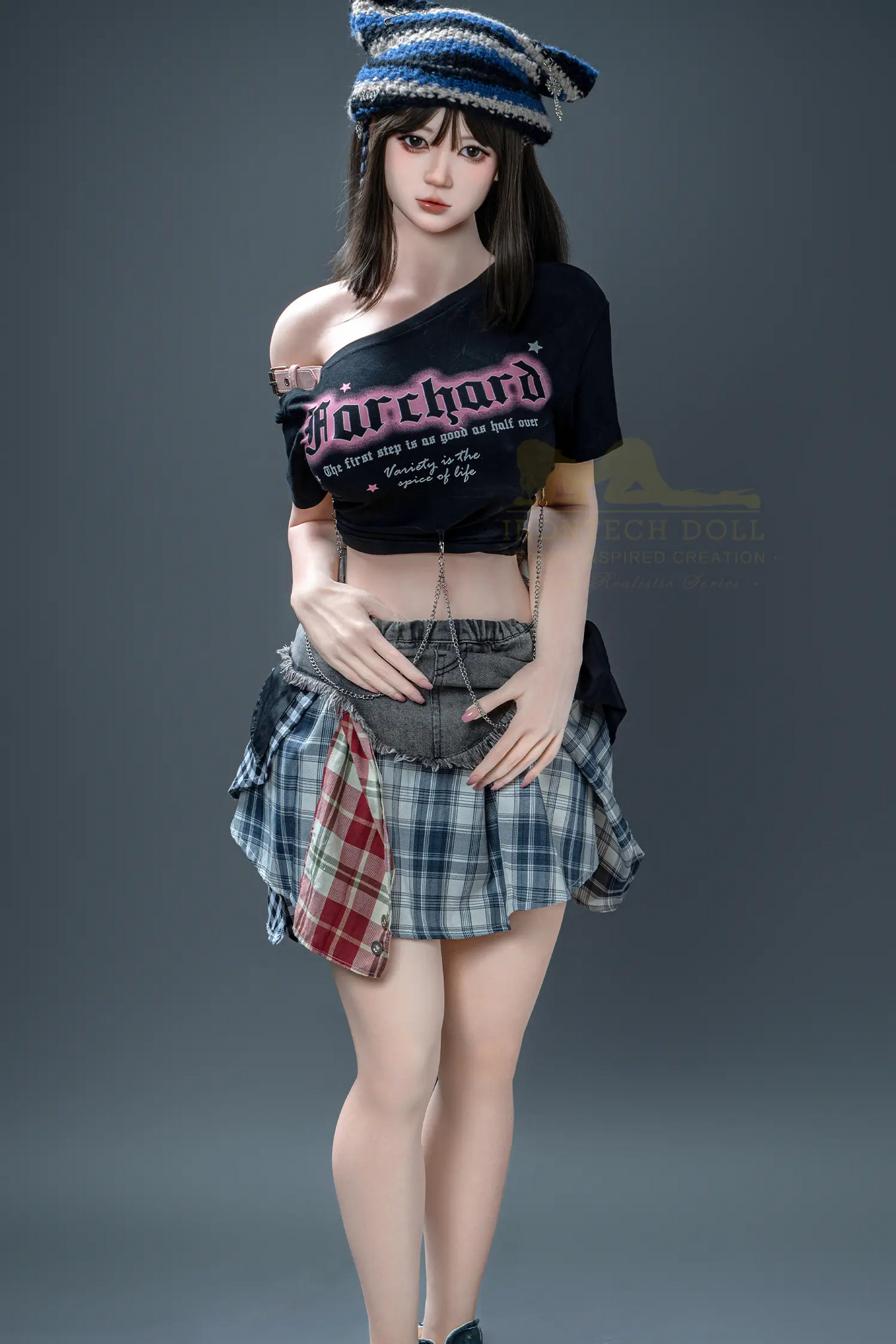 Irontech 娃娃 – Liisi - 158 公分/5 英尺2 D 杯矽膠性玩偶