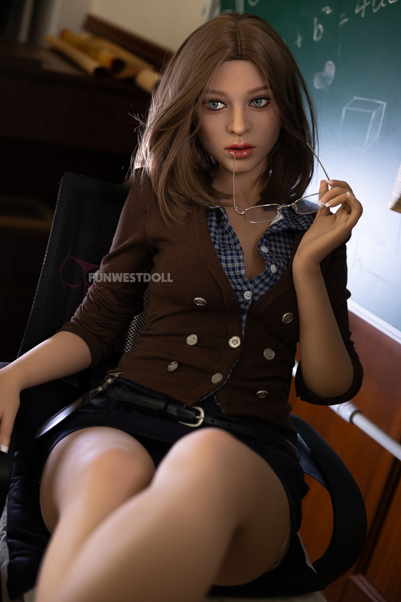 FunWest Doll - Bella - 165cm/5ft4 C-cup - Silicone Sex Doll