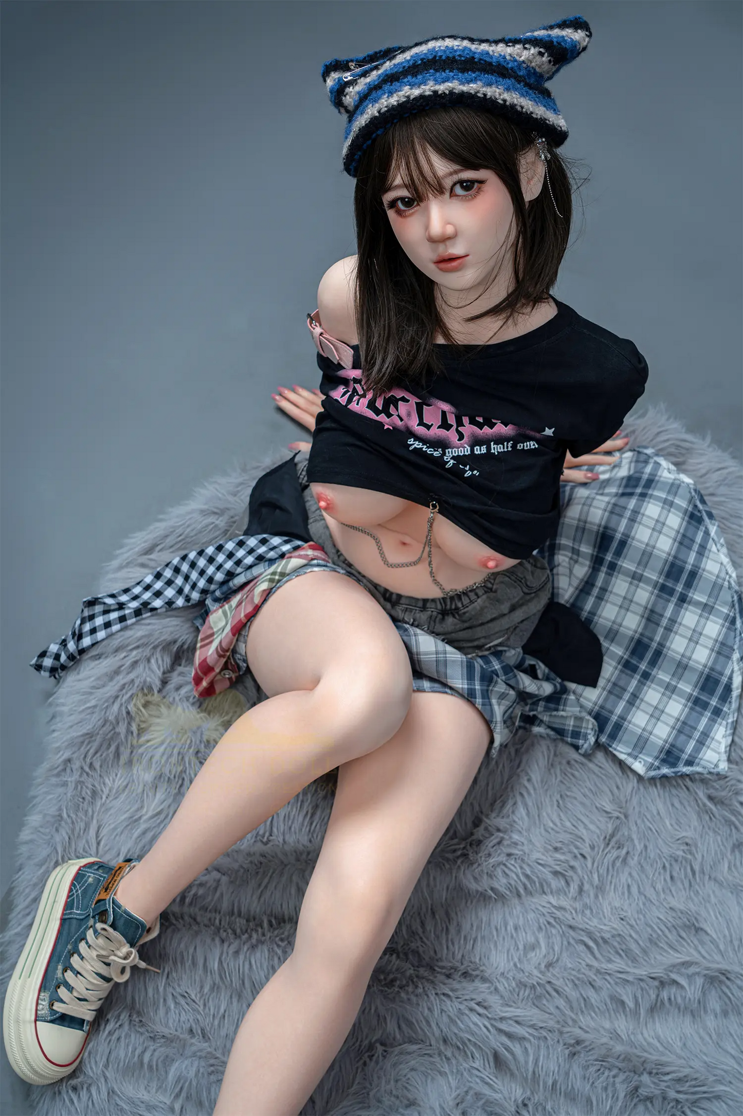 Irontech 娃娃 – Liisi - 158 公分/5 英尺2 D 杯矽膠性玩偶
